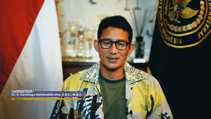 Ikhtiar UNY Membangun...