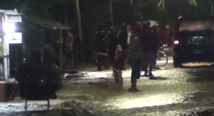 Banjir Bandang Terjang...