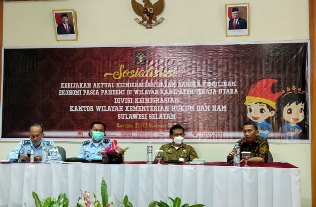 Kemenkumham Sosialisasi...