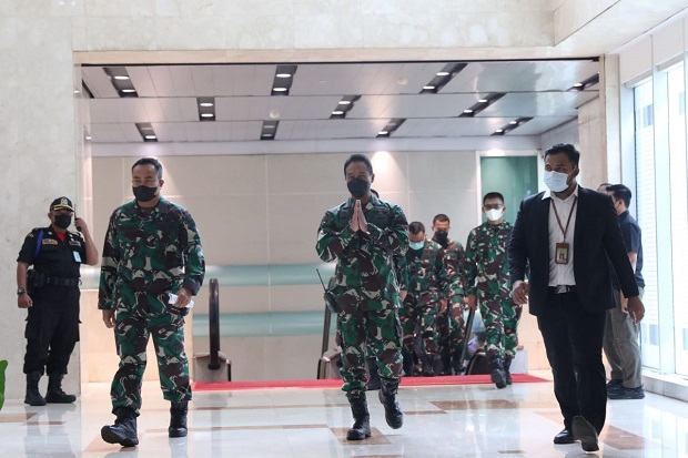 Tak Diantar Panglima...