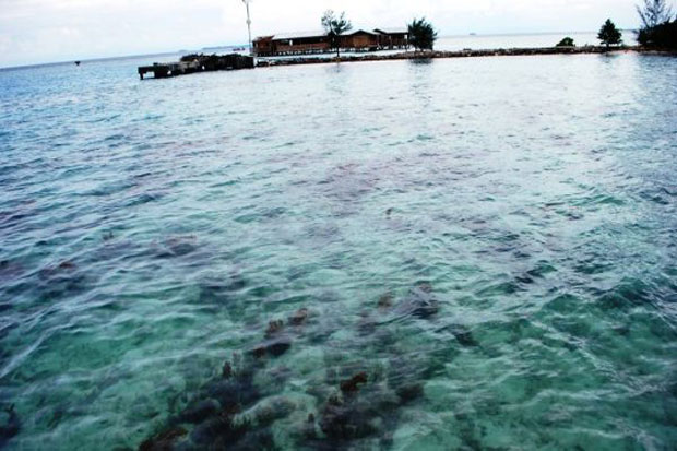 Deretan Pantai Indah...