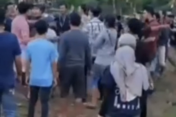 Sepak Bola Antar RT...