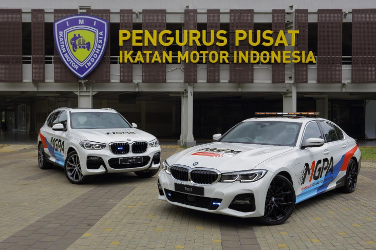 BMW Resmi Jadi Official...
