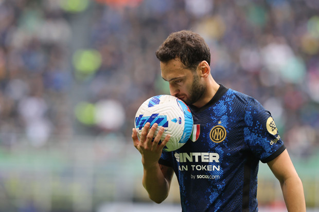 AC Milan vs Inter Milan:...