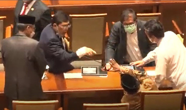 Pencapresan Puan Disinggung,...