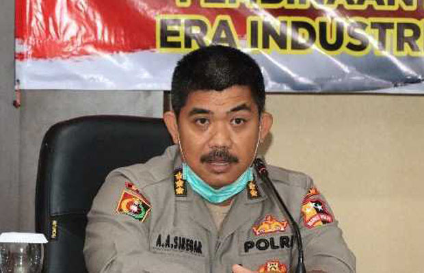 Ledakan di Rumah Orang...