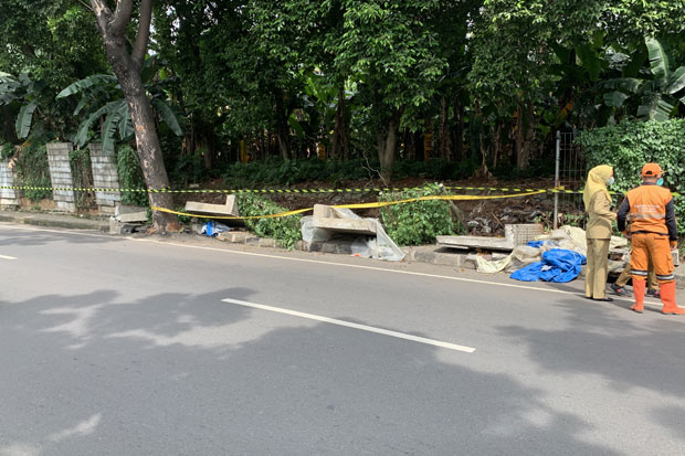 Tembok Graha Pejaten...