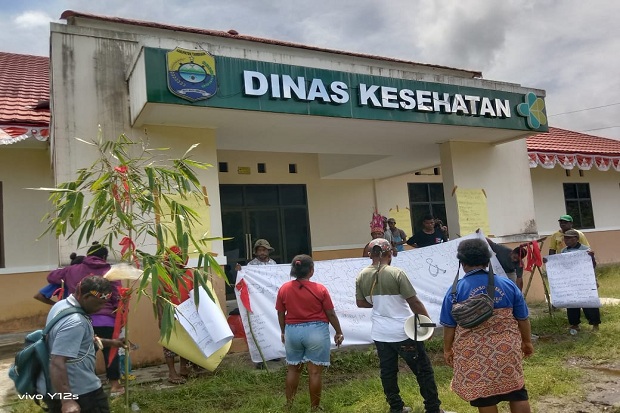 Kerabat Jadi Tersangka...