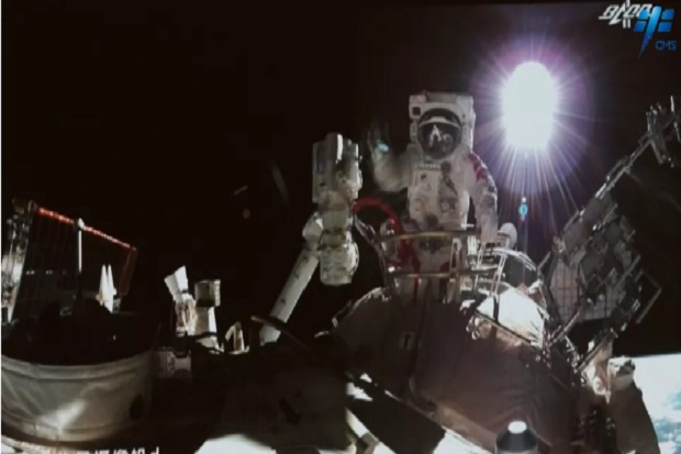 Astronaut Wang Yaping,...