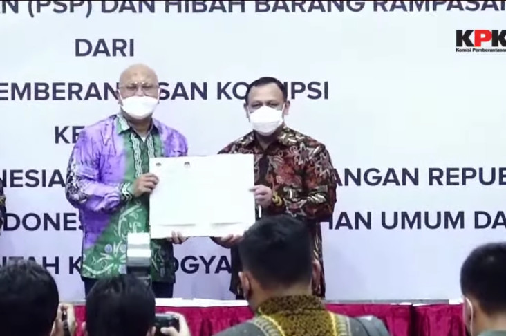 Dapat Hibah Rumah dari...