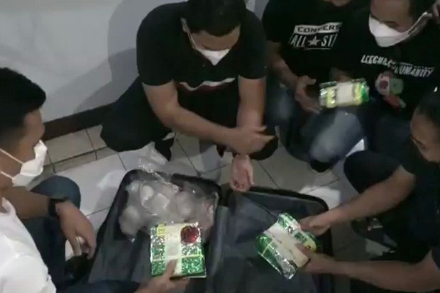 Operasi Nila Sepekan,...