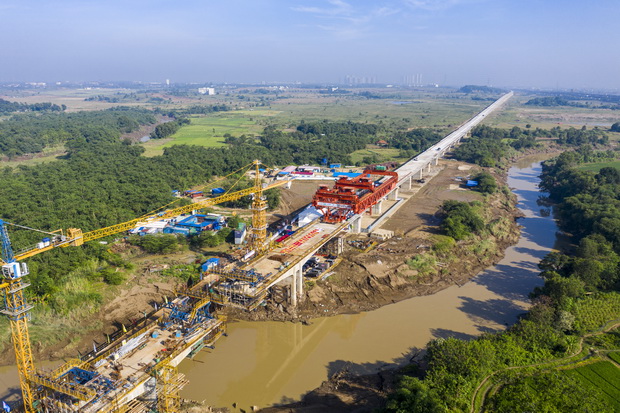 Waduh! 118 Ton Besi...