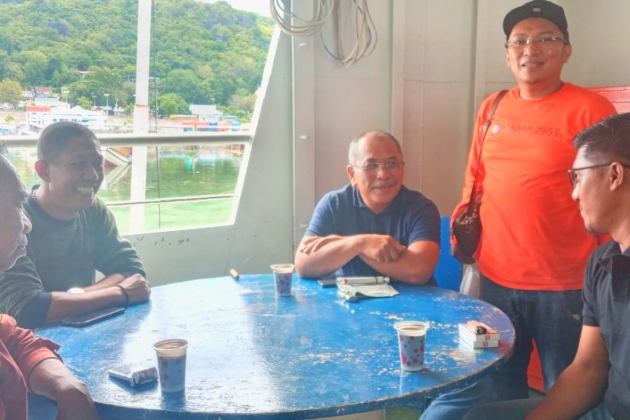 Menunggu 6 Tahun, Rombongan...