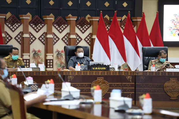 Wagub Kalteng Hadiri...