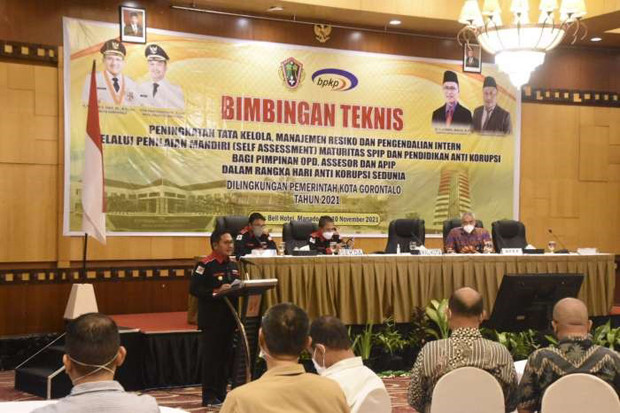 Marten Taha Minta Seluruh...