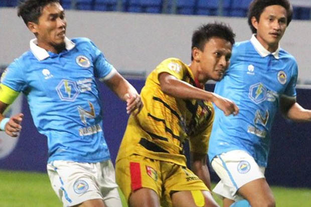 Hasil Liga 2 2021/2022:...