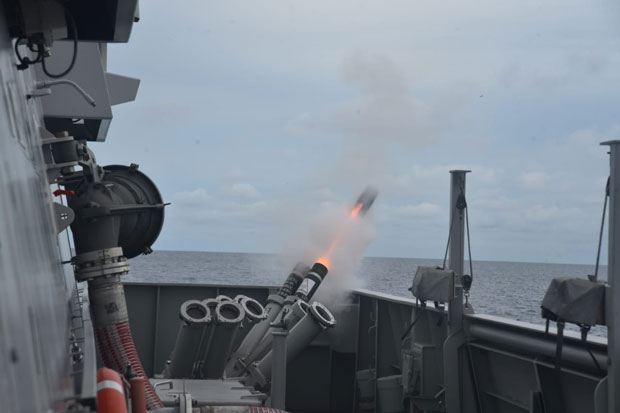 Hadapi US Navy, TNI...