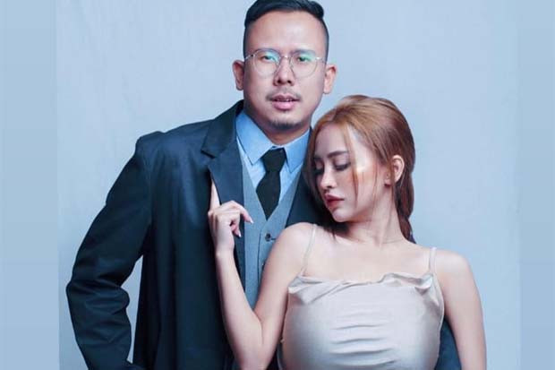 Kelola Banyak Usaha...