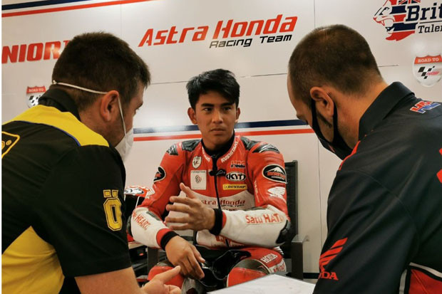 Semusim Balapan di Moto3...