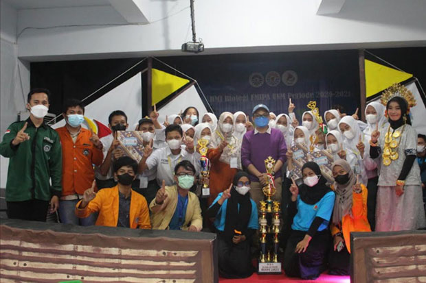 SMAN 1 Pinrang Pertahankan...