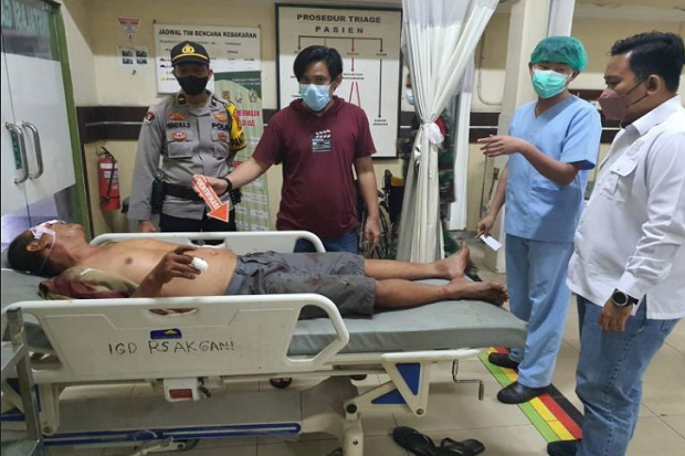 Sedang Belanja di Bawah...