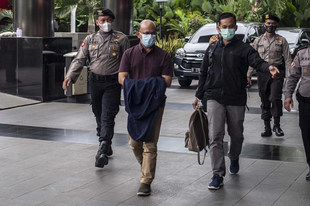 KPK Langsung Tahan Kepala...