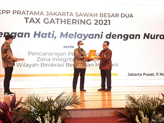 Stafsus Sri Mulyani:...