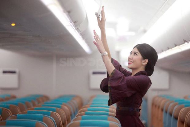 Karyawan Garuda Indonesia...