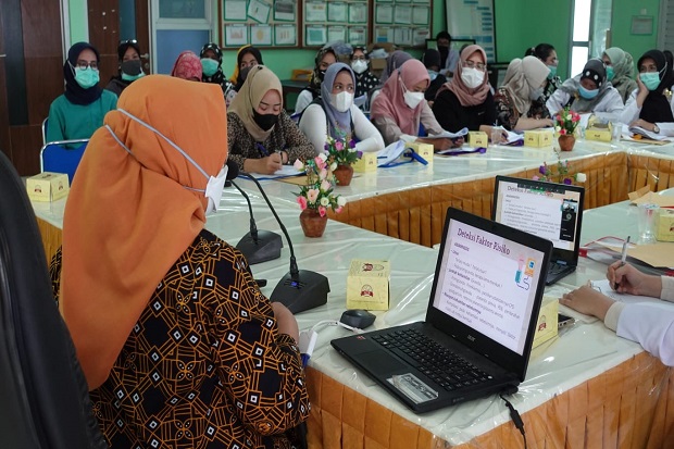 Angka Kematian Ibu Hamil...