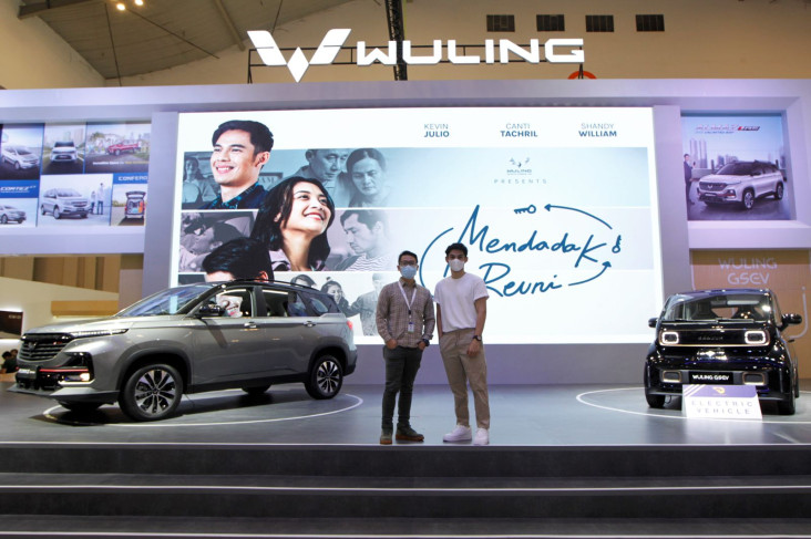 Wuling Tampilkan Mendadak...