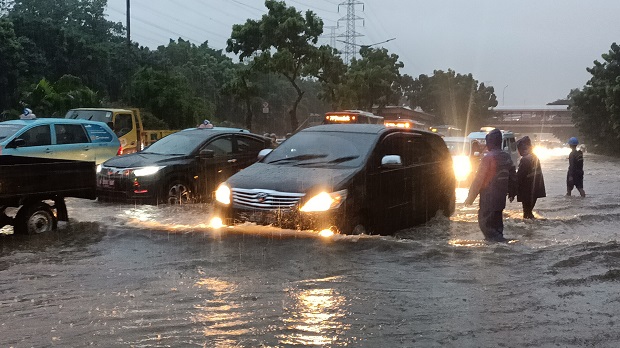 Tangani Banjir, Pemprov...