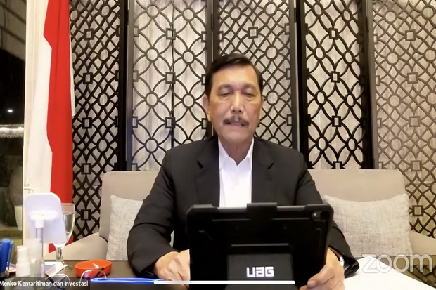 Luhut Curhat Pinjol...