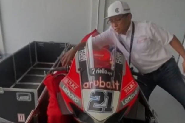 Ducati Sangkal Berkomentar...