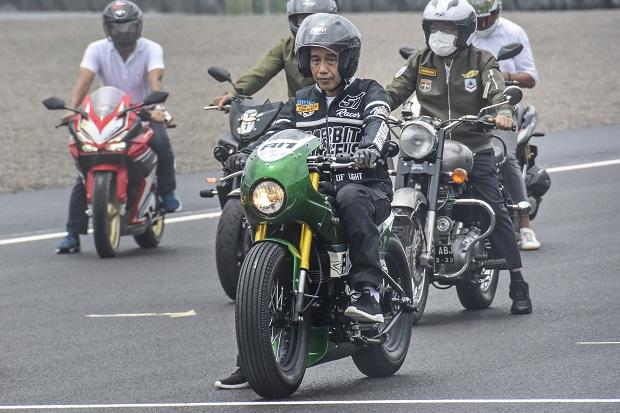 Buruan Sikat, Helm Presiden...