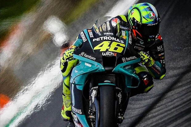 Target Podium ke-200...