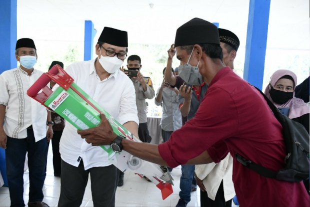 Warga UPT Lantang Tallang...