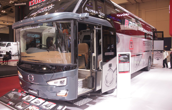 Bus Aluminium Buatan...