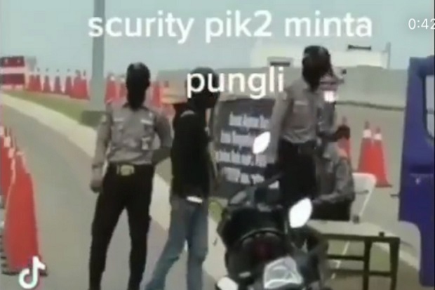 Viral! Oknum Satpam...