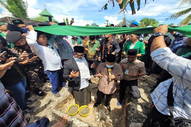 Hadir di Kupang, Kiai...