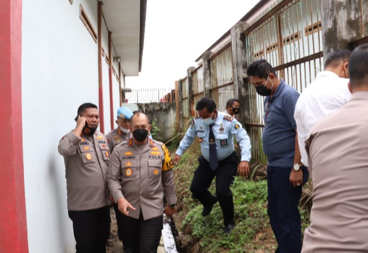 23 Tahanan Polres Batanghari...