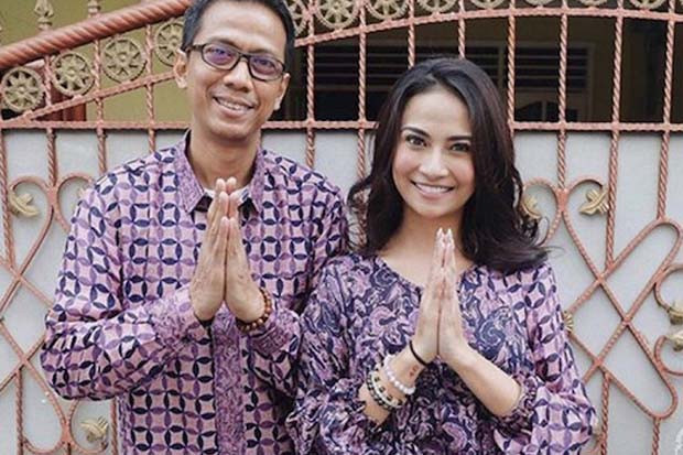 Ayah Vanessa Angel Dukung...