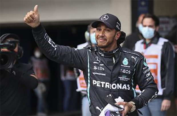 Hamilton Sebut Verstappen...