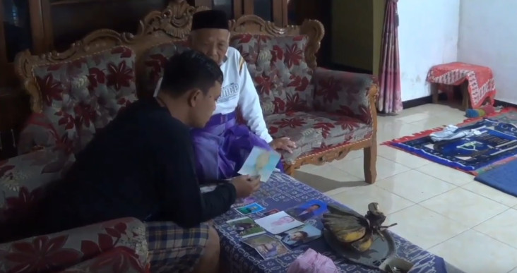 Viral! Kakek 80 Tahun...