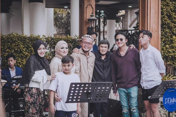 Rhoma Irama Sindir Sule...