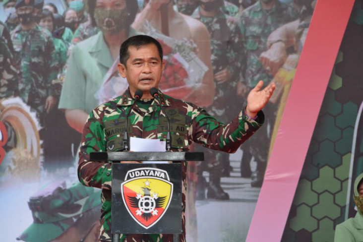 Maruli Simanjuntak,...