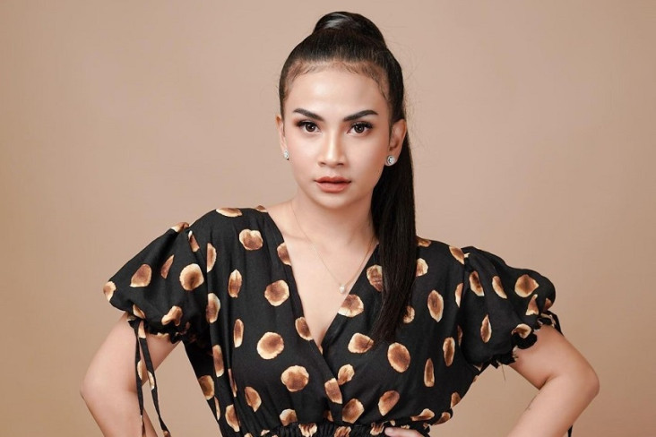 Ibu Sambung Vanessa...