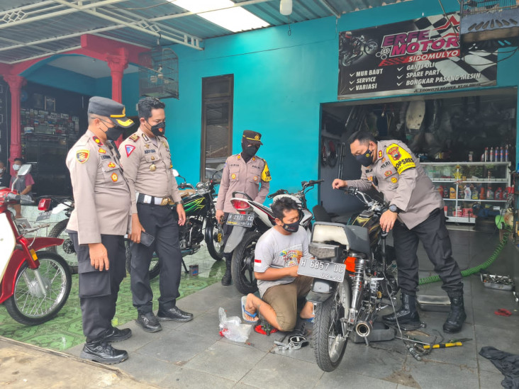 Operasi Zebra, Kapolres...