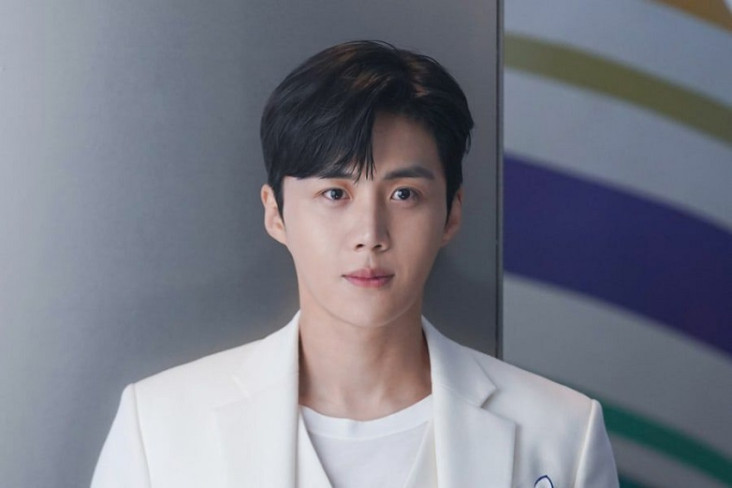 Kim Seon Ho Comeback...