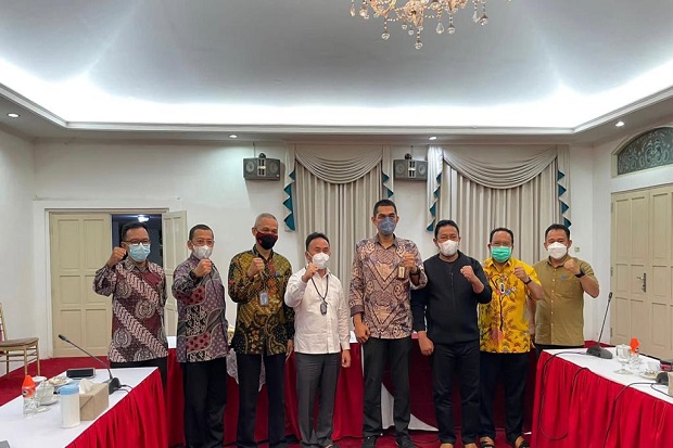 Temui Gubernur, GM PLN...