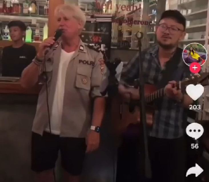 Heboh Bule Amerika di...